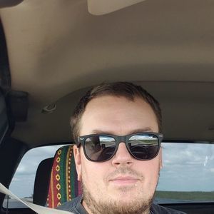 Meet your Posher, Joshua